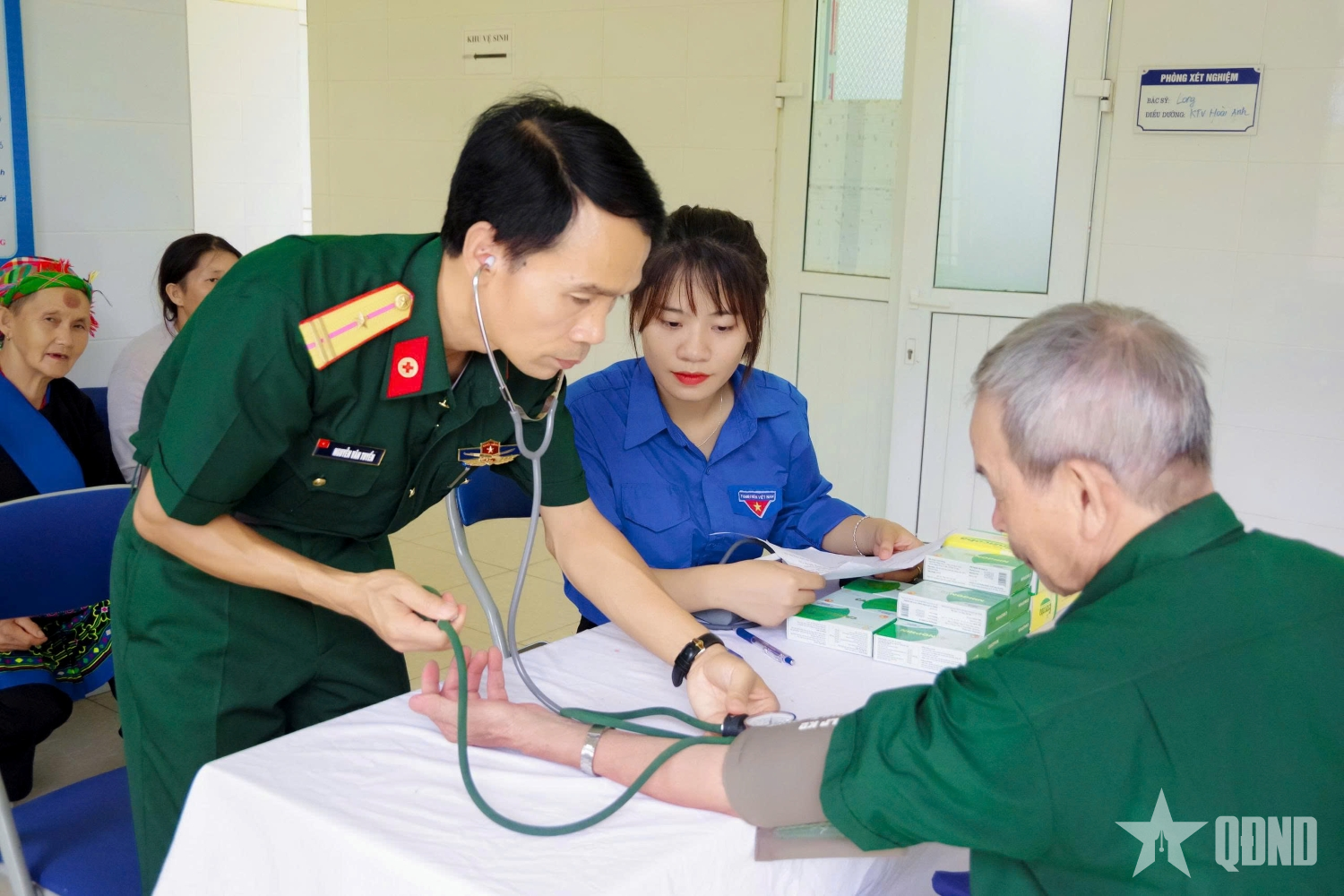 Đưa tiếng nói của Đảng đến gần với đồng bào